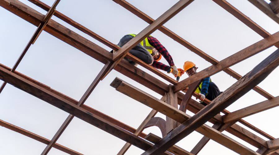 Professional gutter cleaning services in York, SC